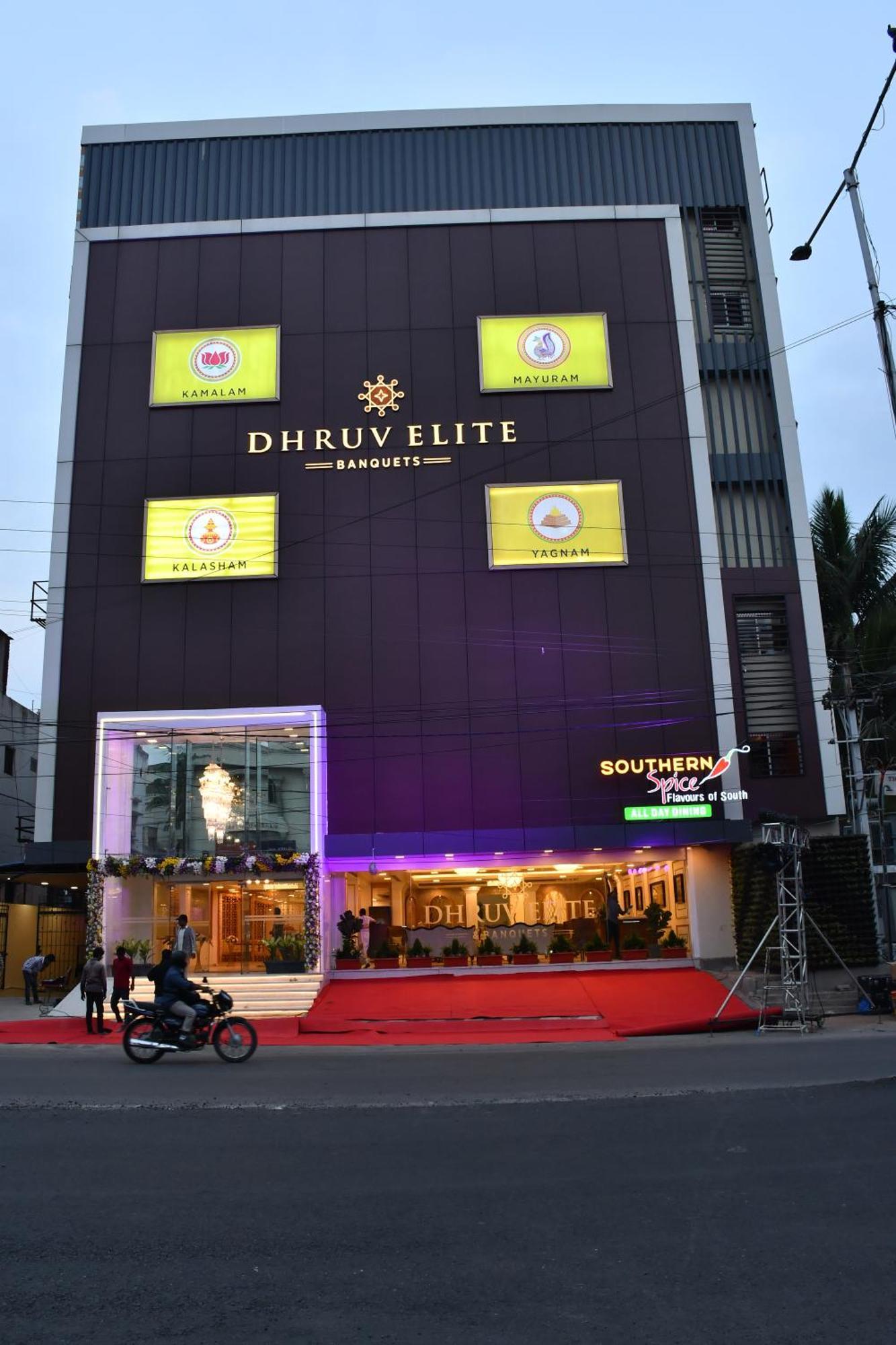 Hotel Dhruv Elite And Banquets à Haïdarabad Extérieur photo